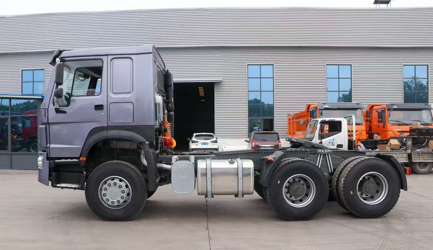 HOWO Tractor Unit - Image 4
