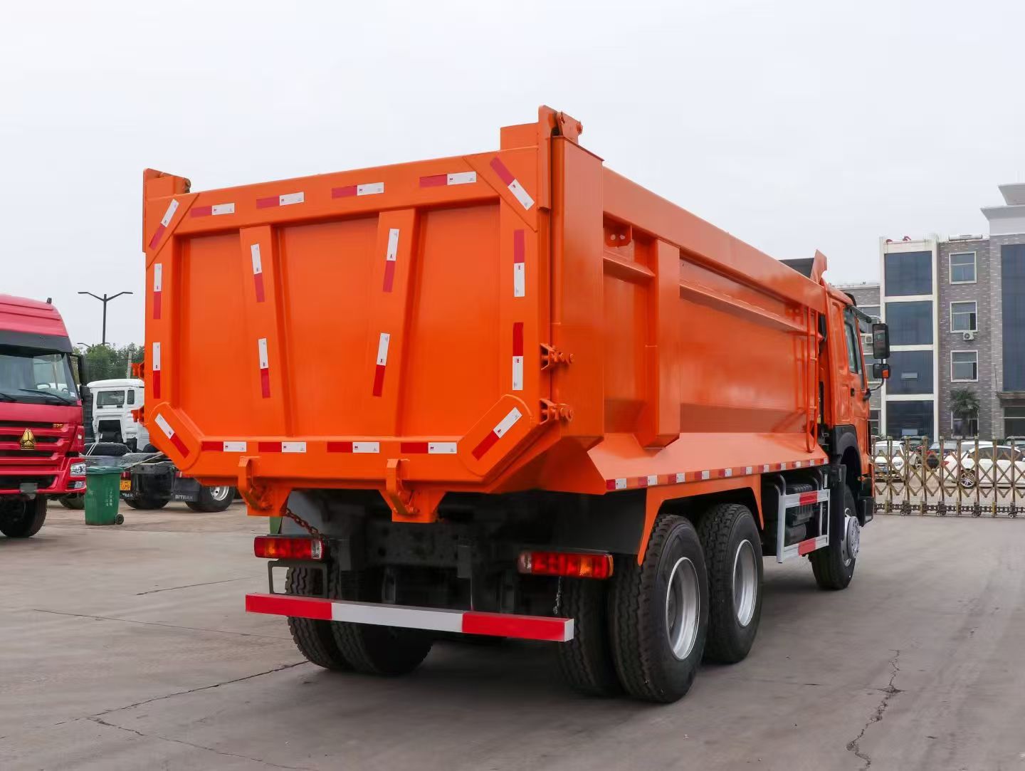 HOWO Dump Truck - Image 6