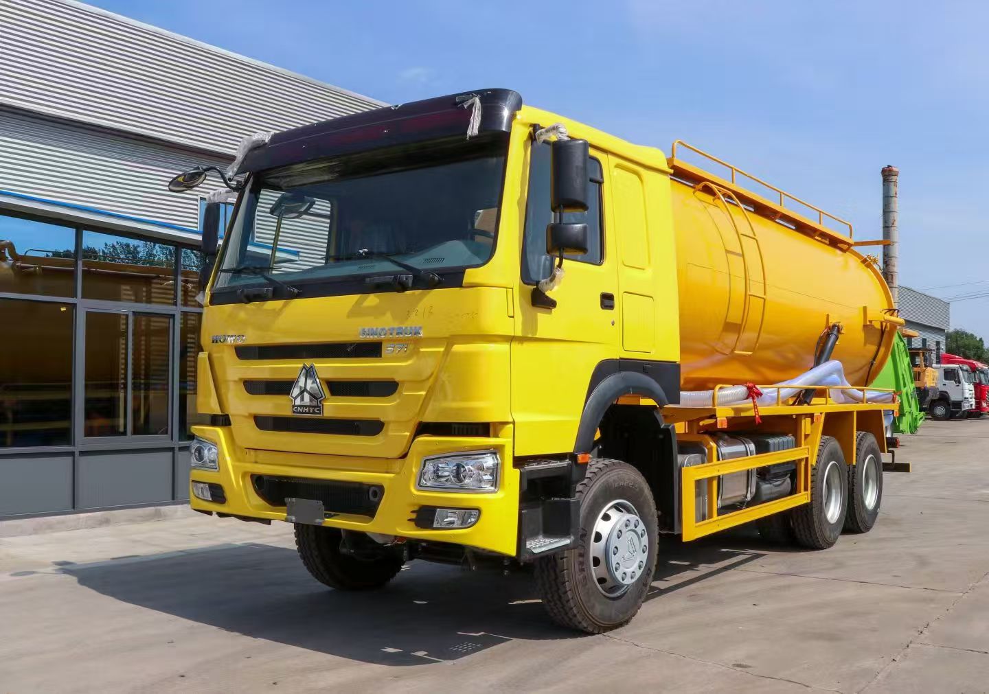Sewage Suction Truck - Image 2