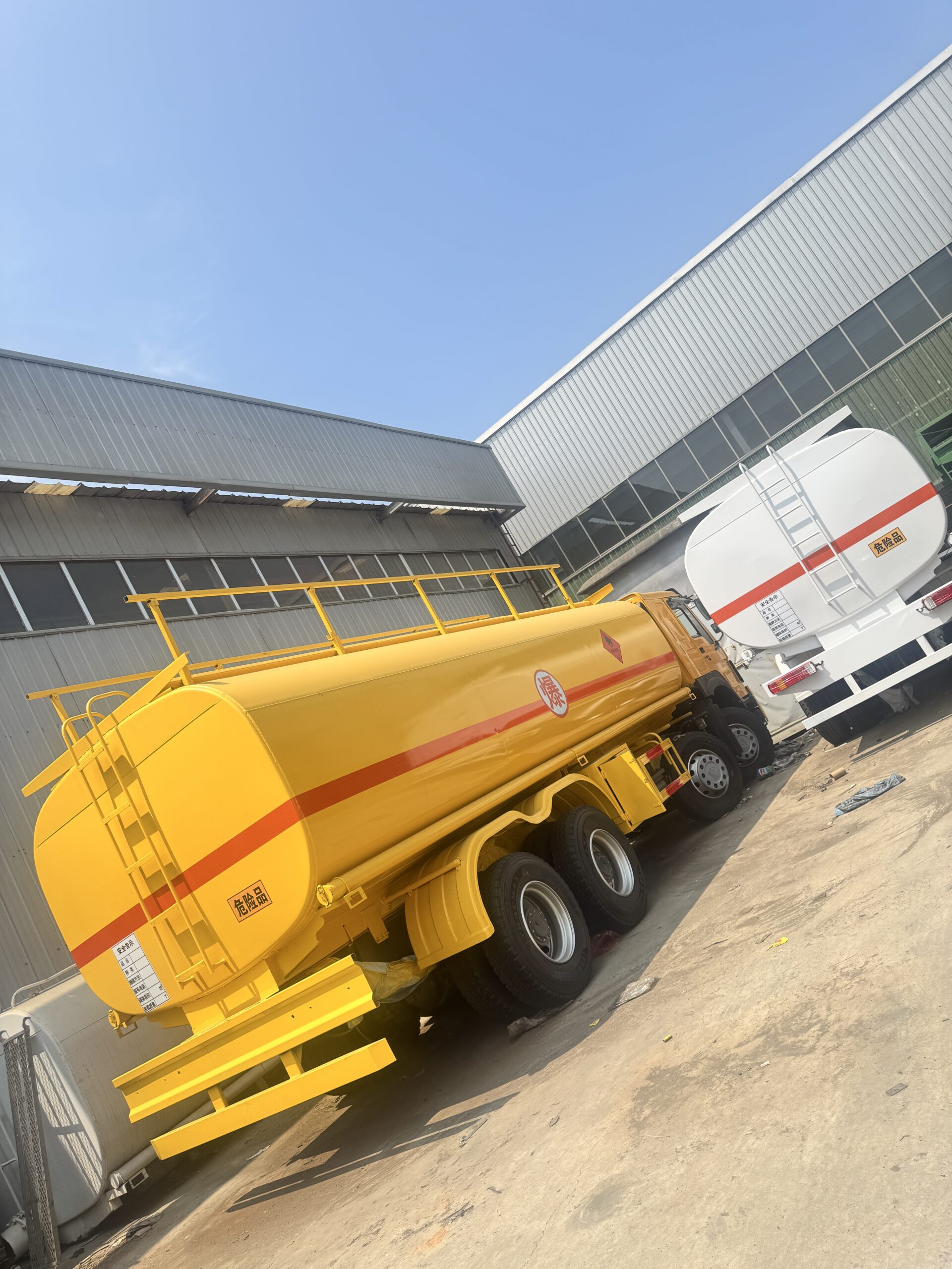Fuel Tank Truck - Image 7