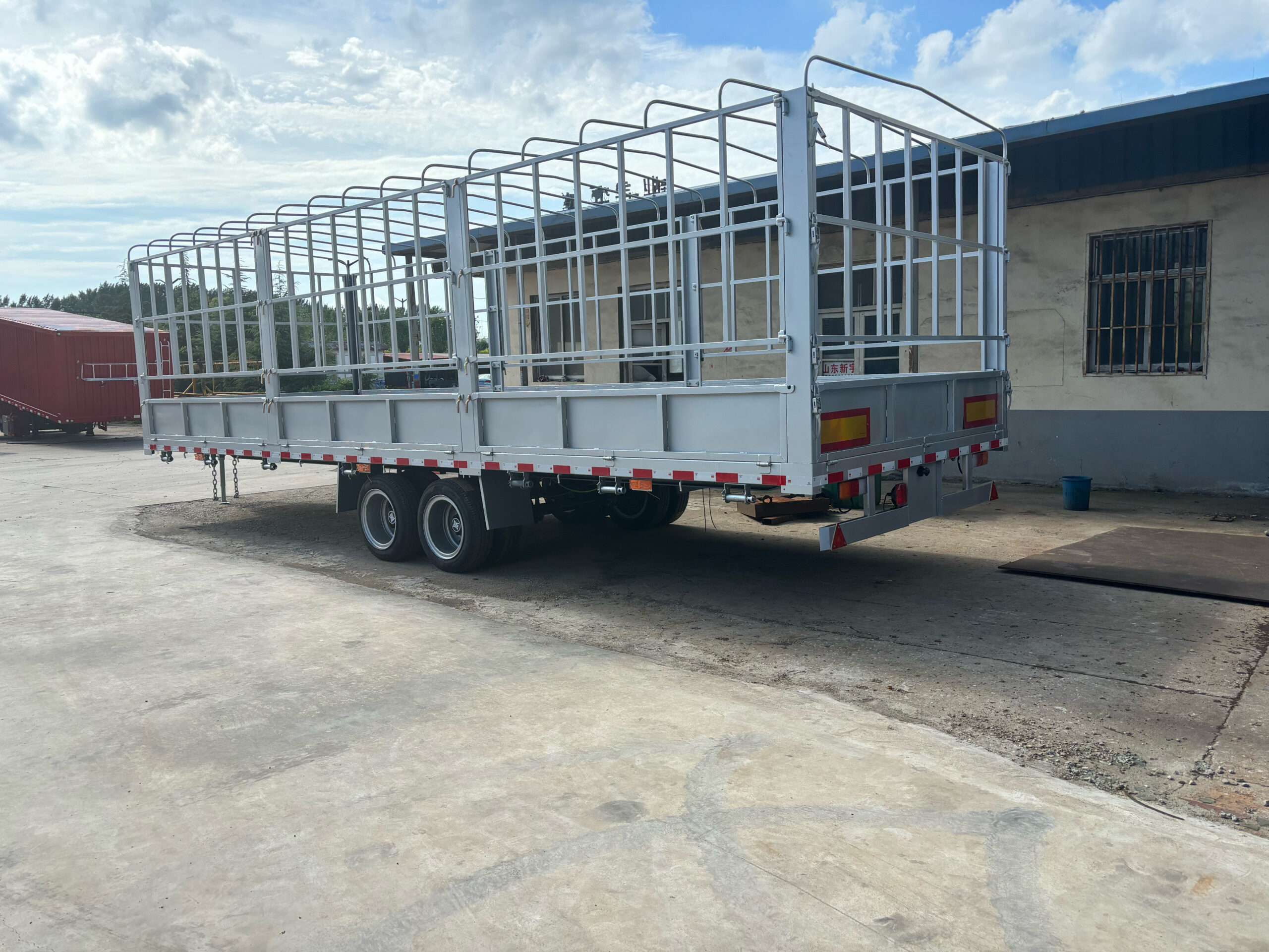 Stake Fence Semi‑trailer - Image 2